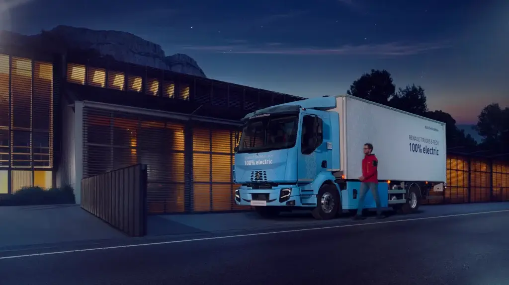 Identité graphique véhicules électriques Renault Trucks